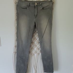 American Eagle skinny jeans